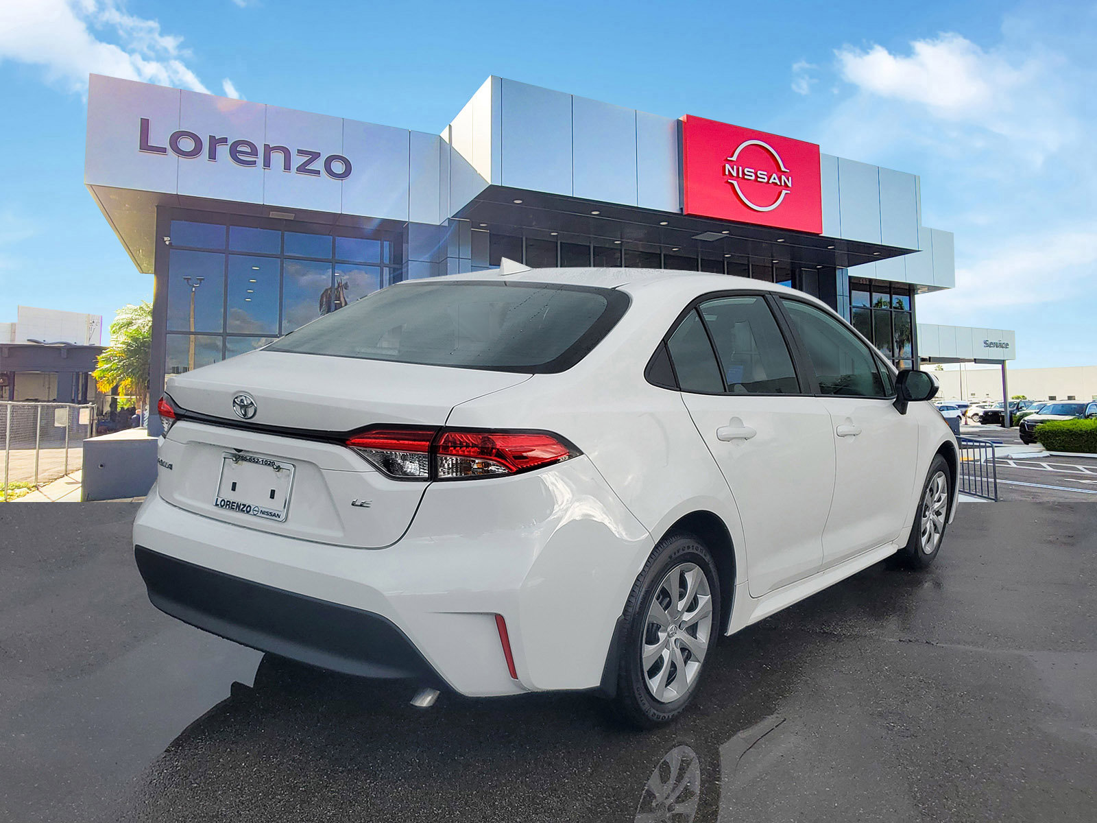 Used 2026 Toyota Corolla LE image 5