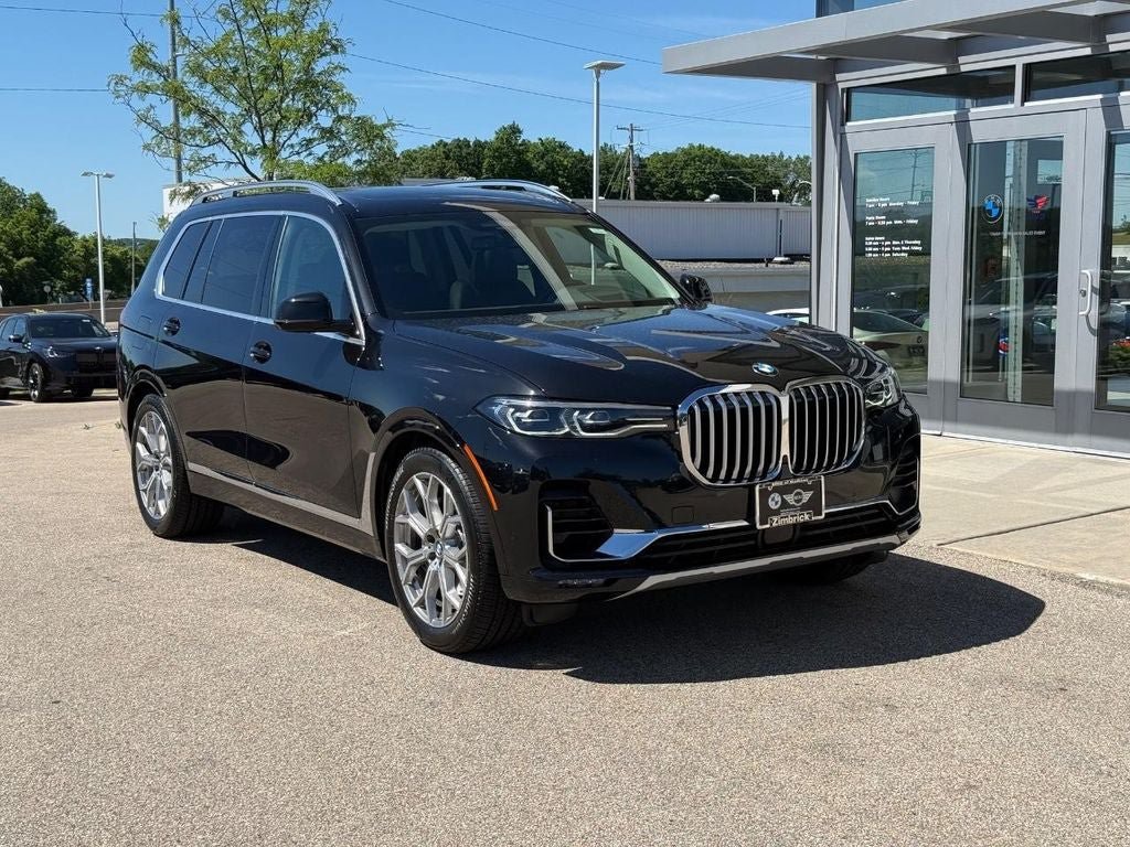 Used 2021 BMW X7 xDrive40i w/ Premium Package AWD/4WD image 1
