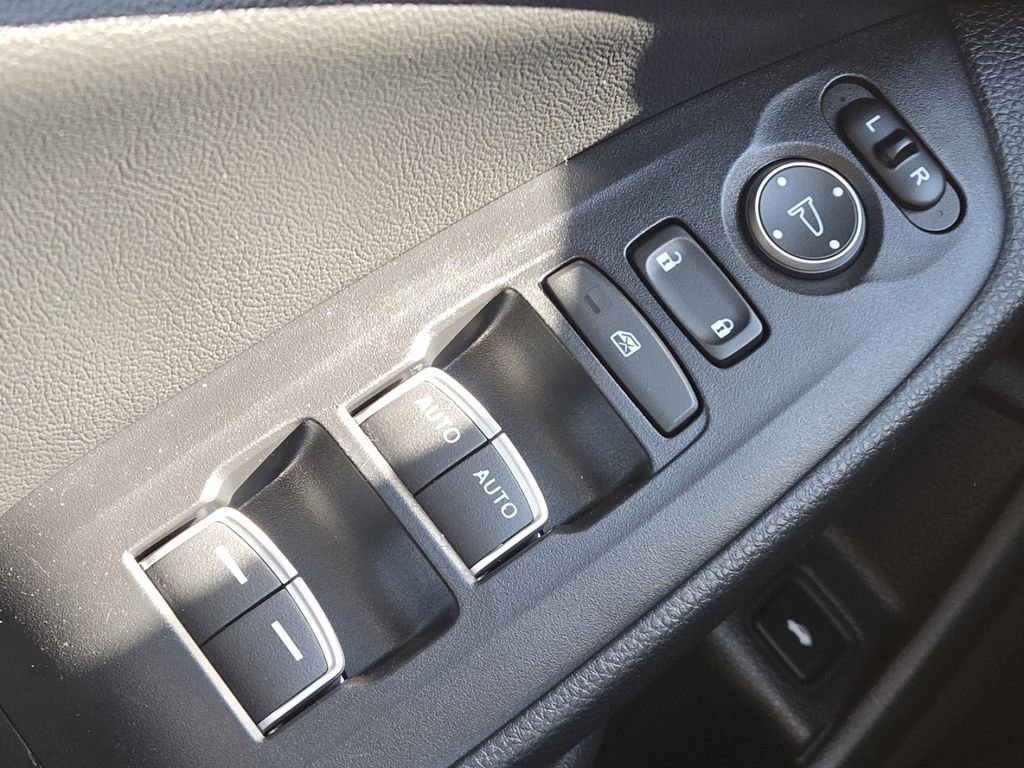 Used 2021 Honda Accord LX image 8