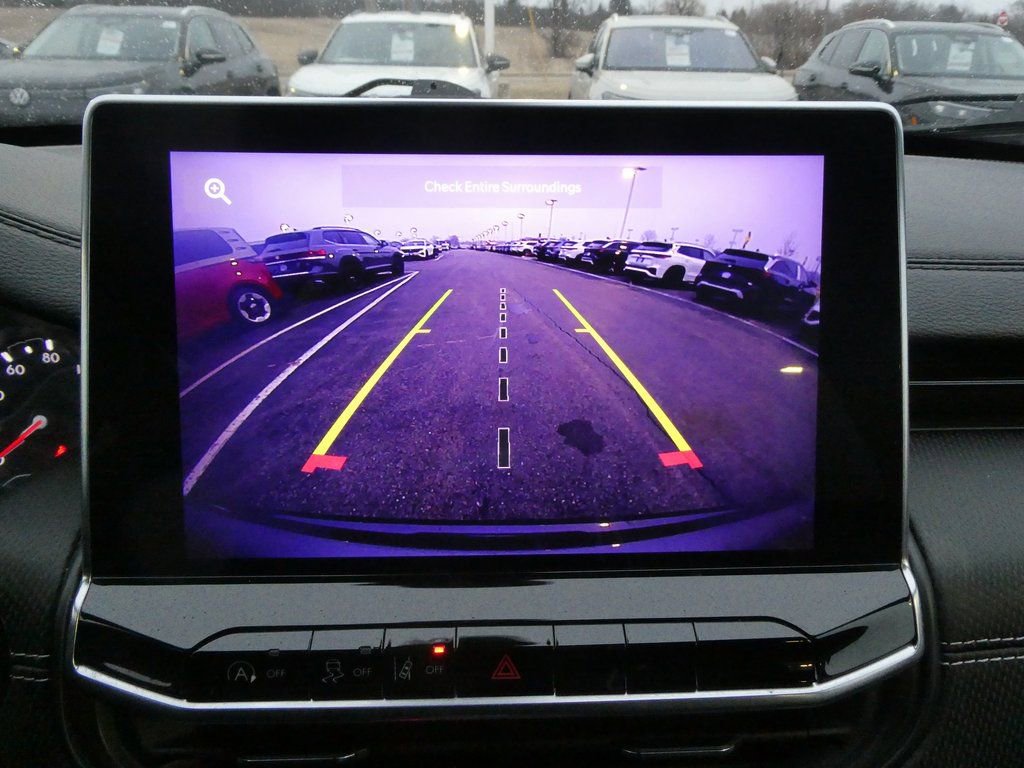 Used 2023 Jeep Compass Altitude AWD/4WD image 5