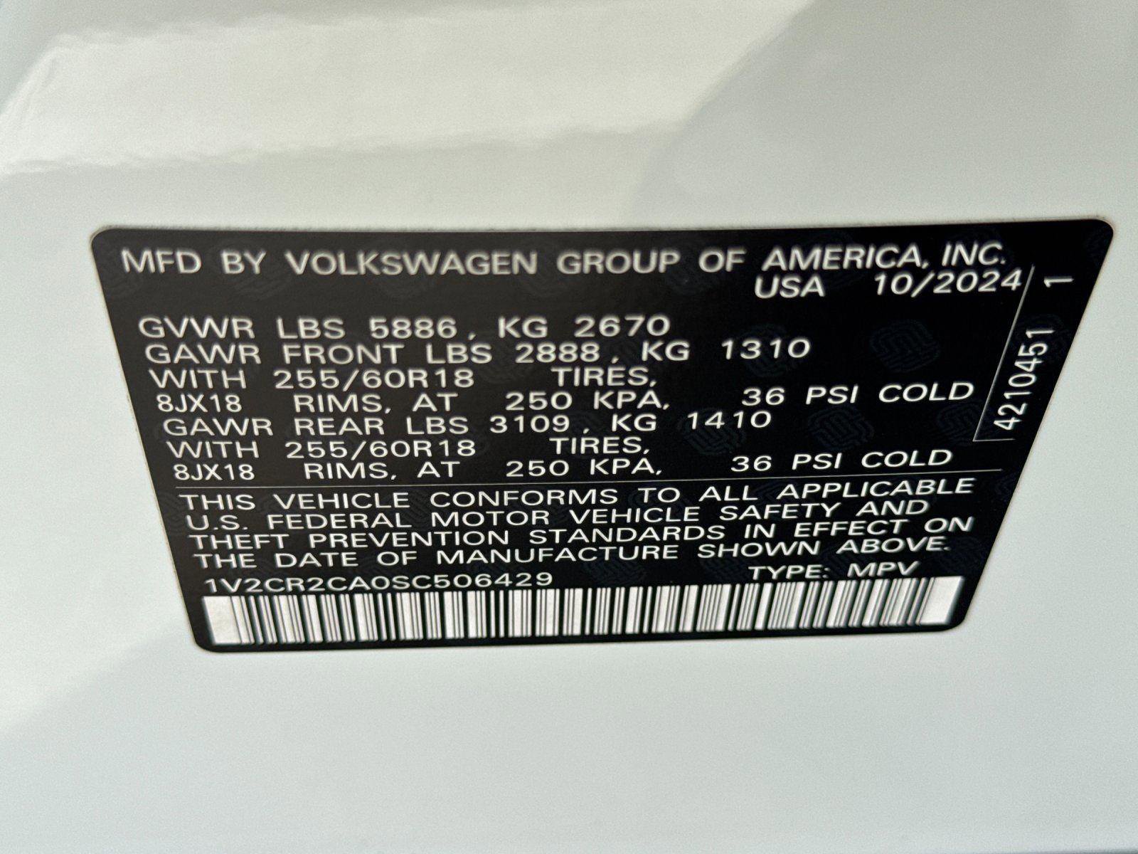 Used 2025 Volkswagen Atlas Peak Edition SE image 27