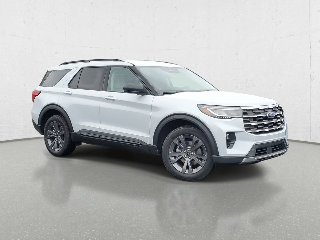 New 2026 Ford Explorer Active w/ Active Comfort Package image 2