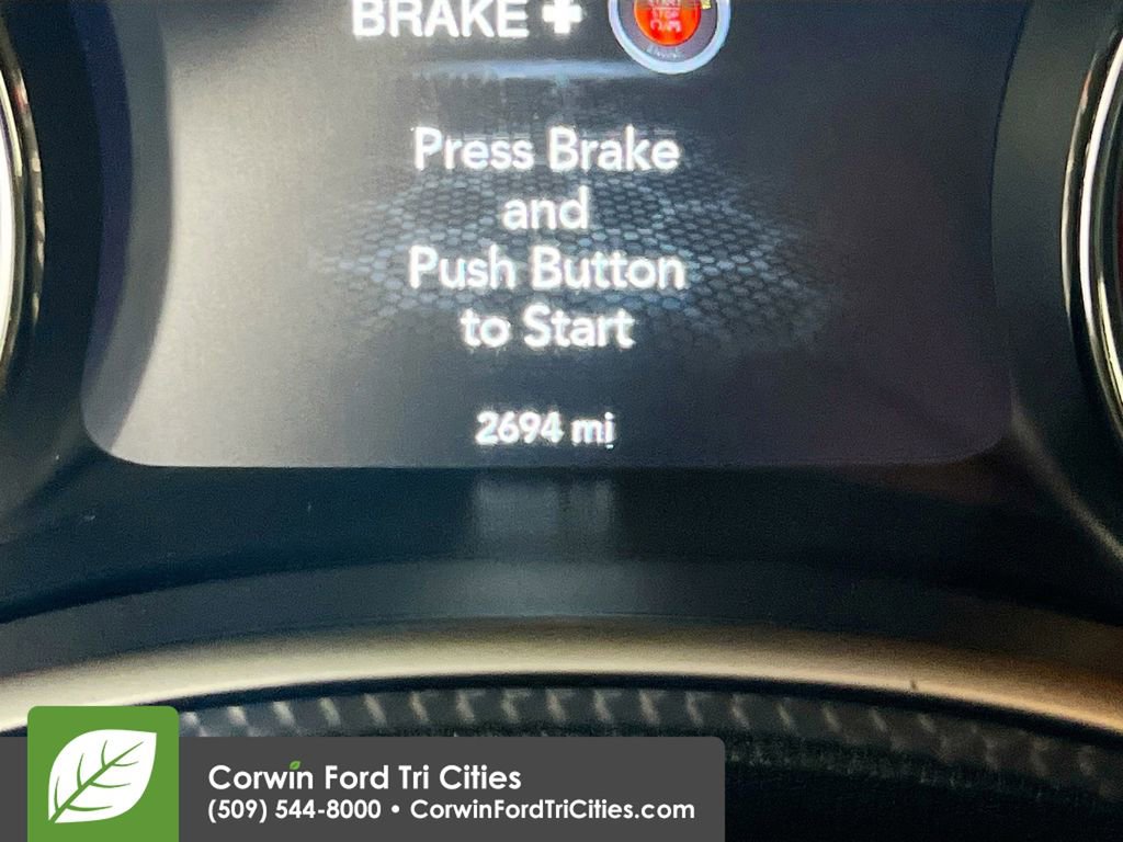 Used 2018 Dodge Charger SRT Hellcat w/ Harman/Kardon Audio Group image 2