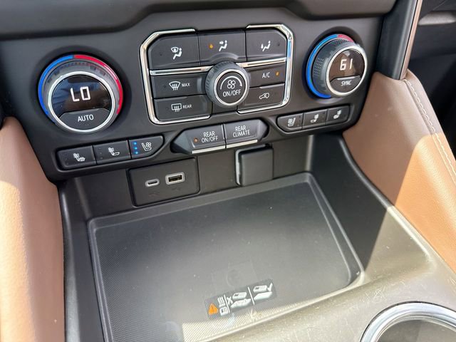 Used 2022 Chevrolet Tahoe High Country AWD/4WD image 19