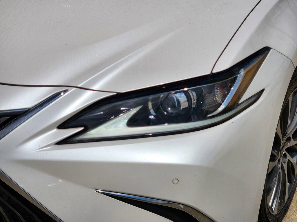Used 2019 Lexus ES 350 w/ Premium Package image 9