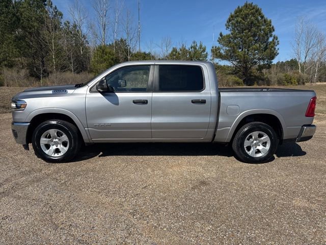 Used 2025 RAM 1500 Big Horn AWD/4WD image 6