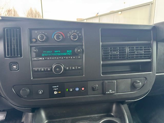 Used 2023 GMC Savana 3500 w/ Driver Convenience Package RWD image 17