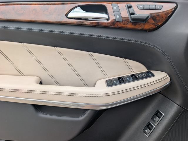 Used 2015 Mercedes-Benz GL 63 AMG 4MATIC image 20