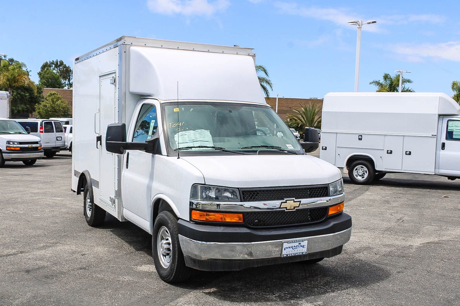 New 2025 Chevrolet Express 3500 w/ Power Convenience Package image 3