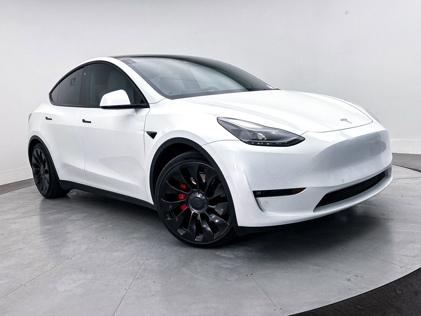 Used 2022 Tesla Model Y Performance AWD/4WD image 1