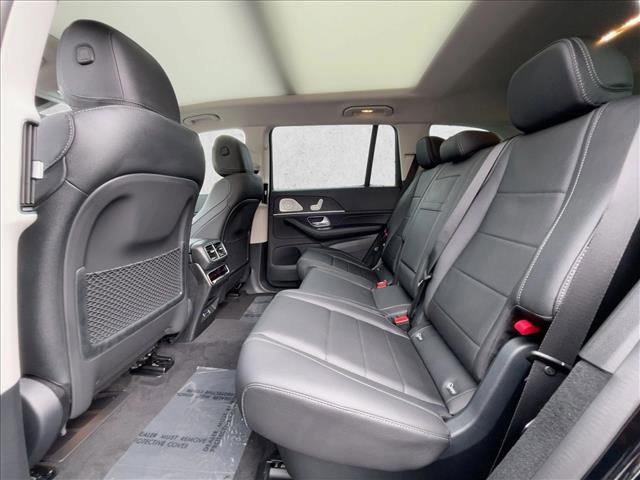 New 2026 Mercedes-Benz GLS 450 4MATIC image 16