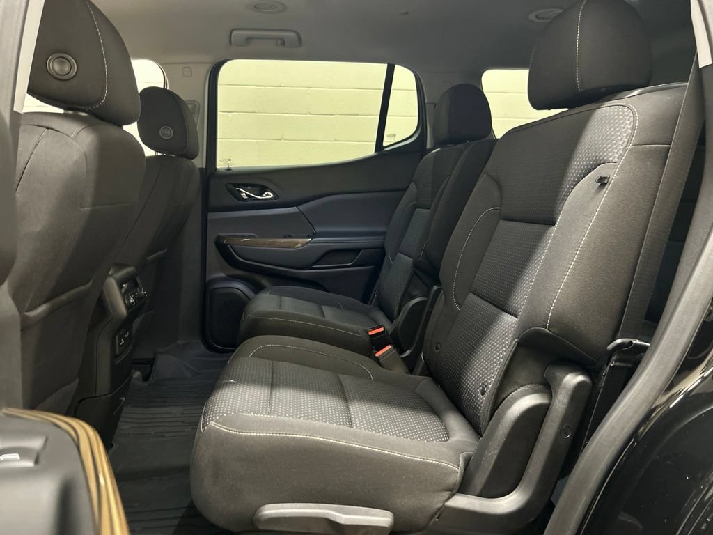 Used 2023 GMC Acadia SLE w/ Driver Convenience Package FWD image 8