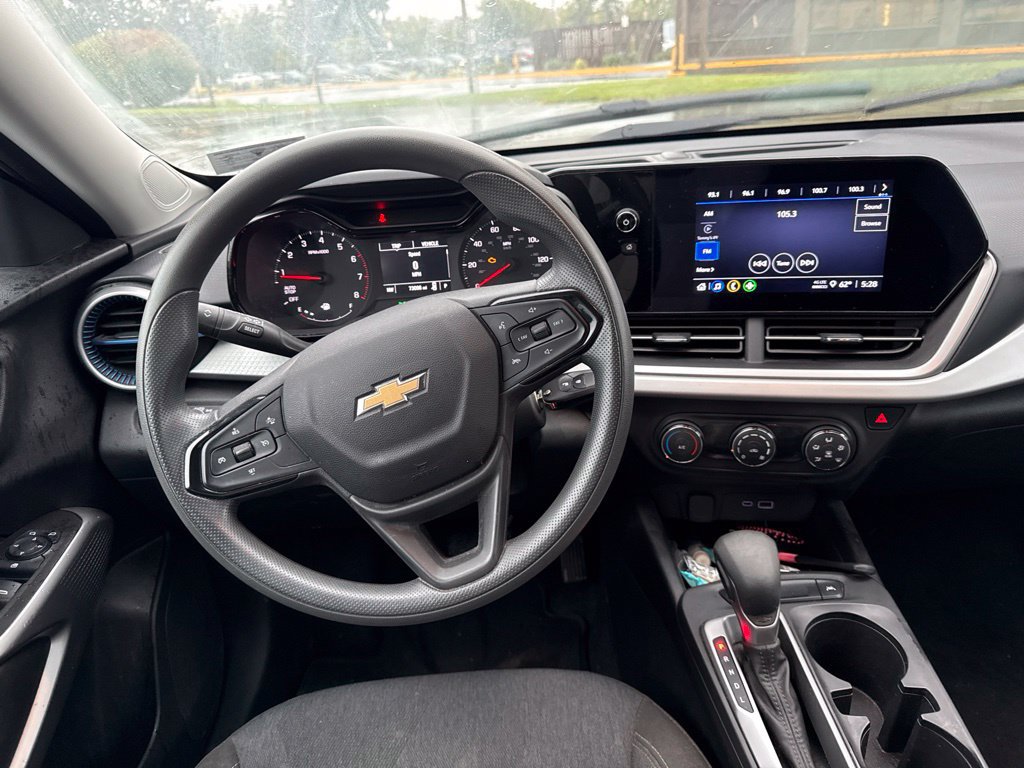 Used 2024 Chevrolet Trax LS FWD image 3