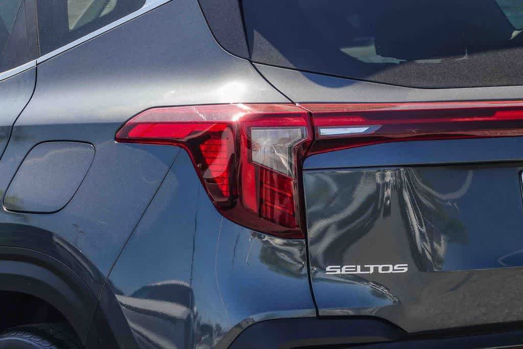 Certified 2024 Kia Seltos EX AWD/4WD image 7