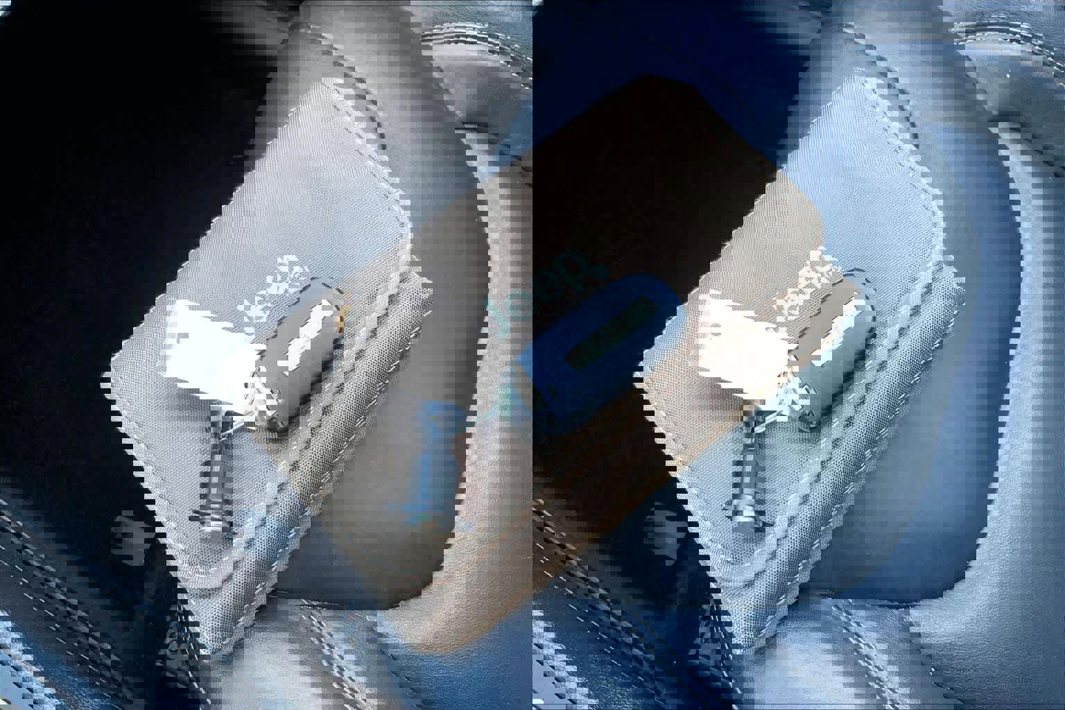 Used 2017 Jeep Cherokee Limited image 15