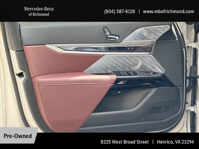 Used 2025 BMW 760i xDrive w/ Premium Package image 11