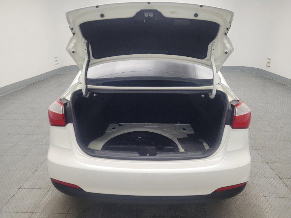 Used 2016 Kia Forte LX w/ LX Popular Plus Package FWD image 29