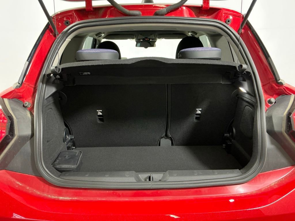 Certified 2025 MINI Cooper 2-Door Hardtop FWD image 25
