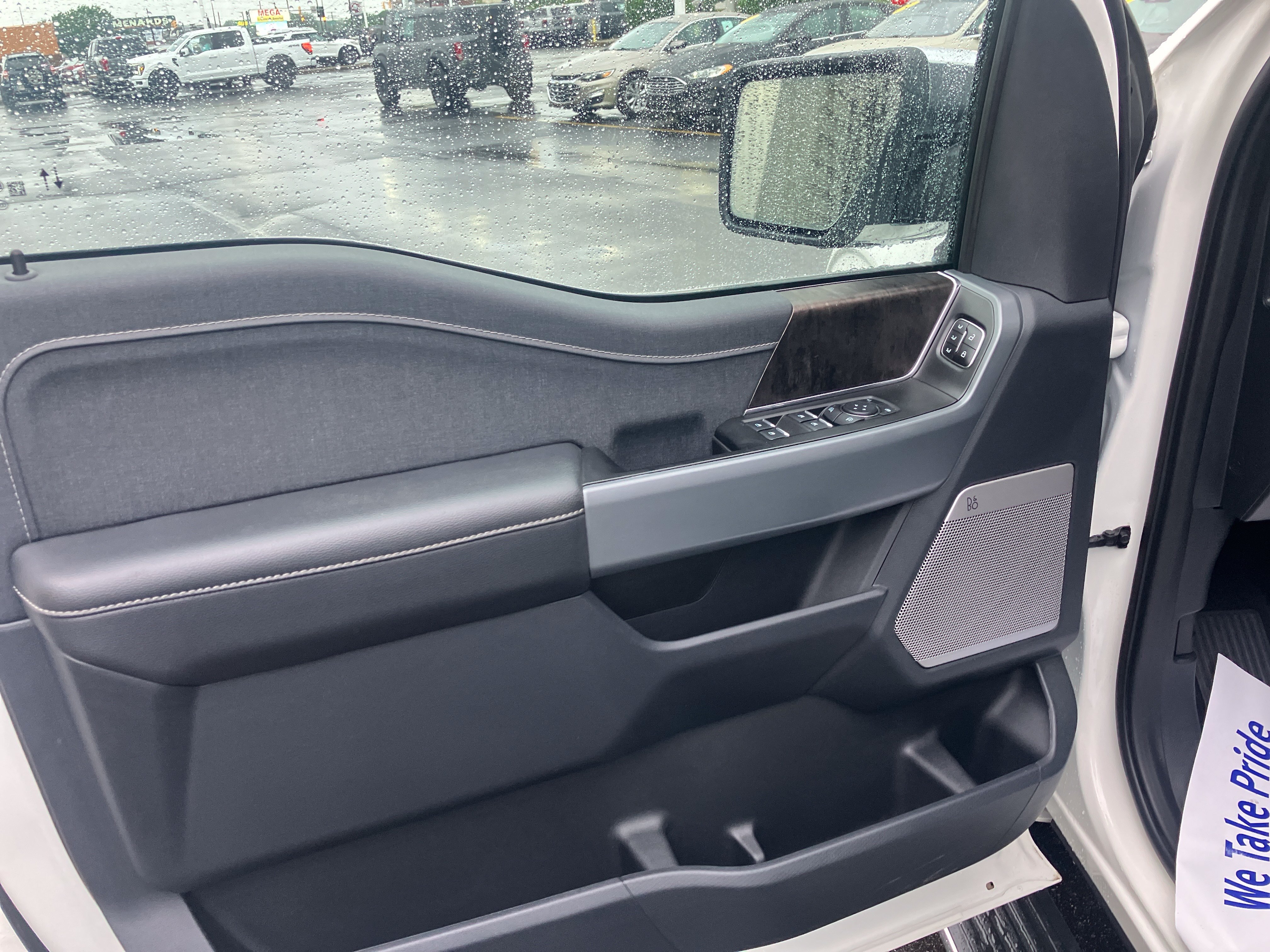 Used 2023 Ford F150 Lariat w/ Equipment Group 502A High AWD/4WD image 15