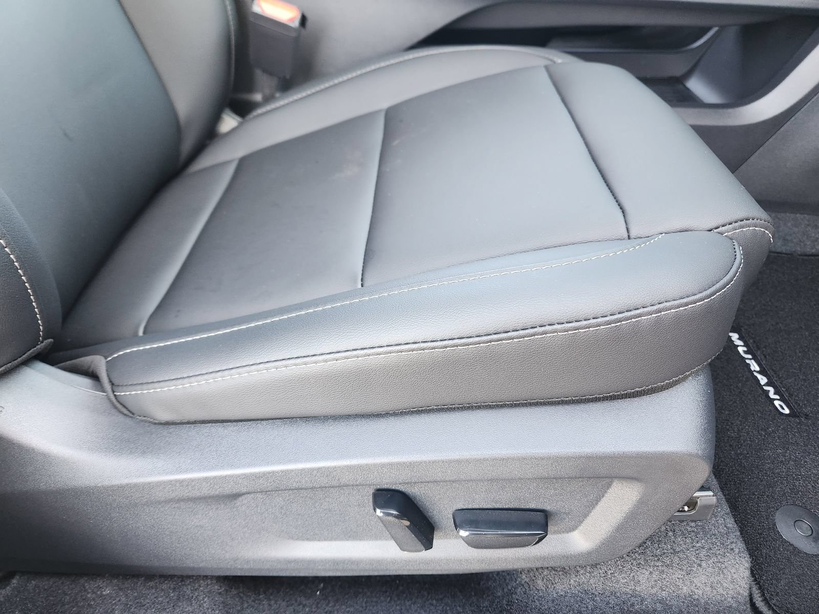 Certified 2025 Nissan Murano SL AWD/4WD image 19