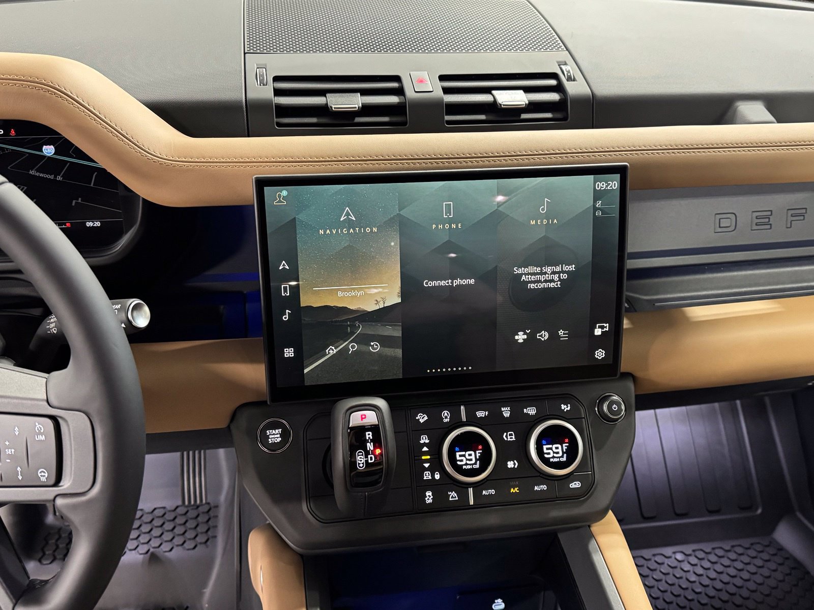 New 2026 Land Rover Defender 130 X-Dynamic SE AWD/4WD image 23
