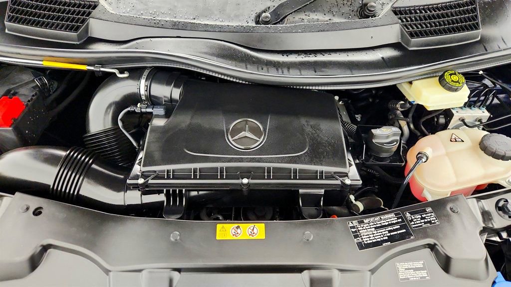 Used 2021 Mercedes-Benz Metris Passenger image 27