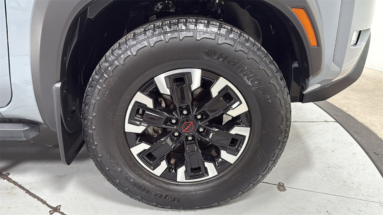 Used 2022 Nissan Frontier PRO-4X w/ Technology Package image 21