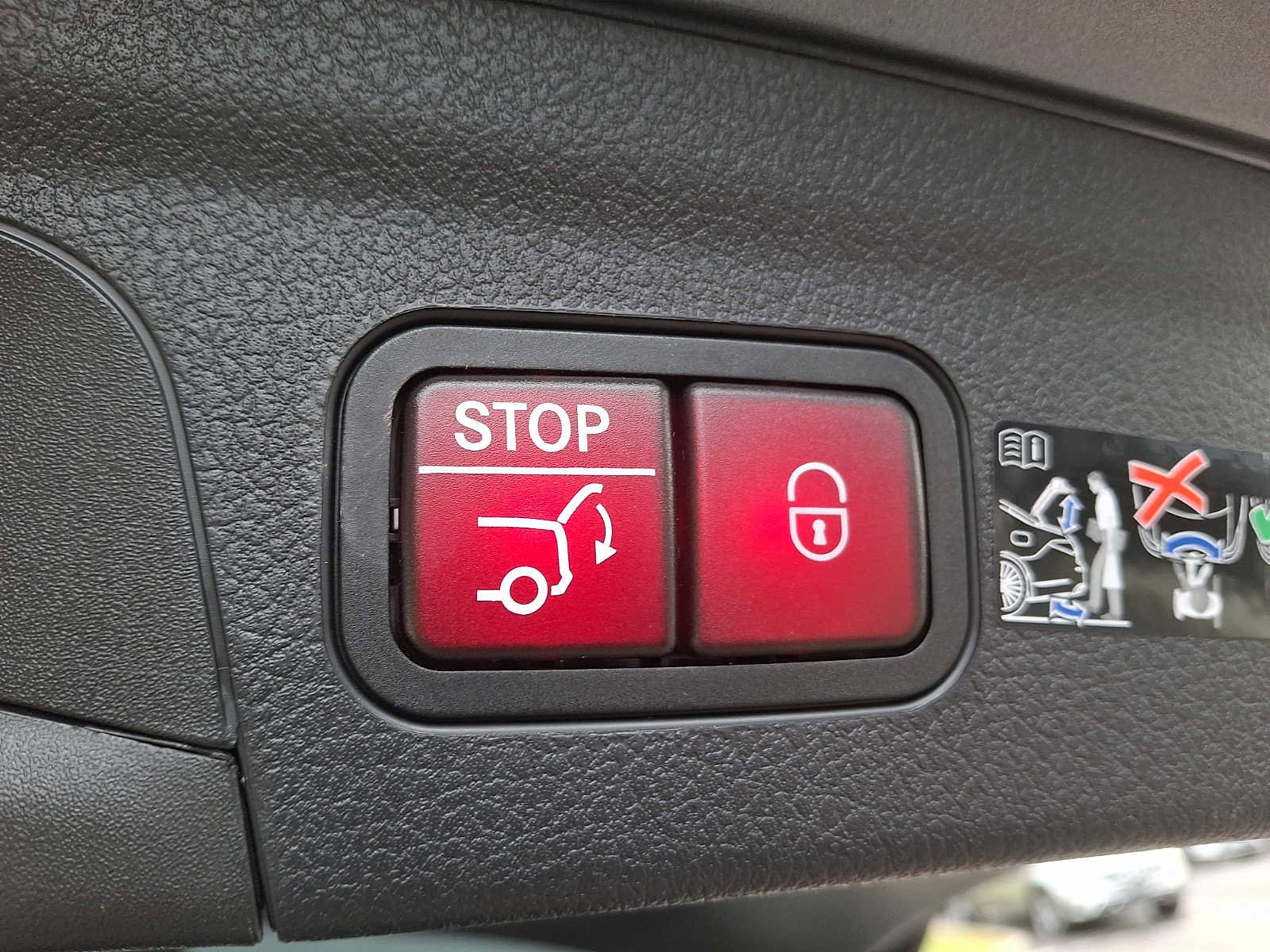 Certified 2026 Mercedes-Benz GLE 350 4MATIC image 27