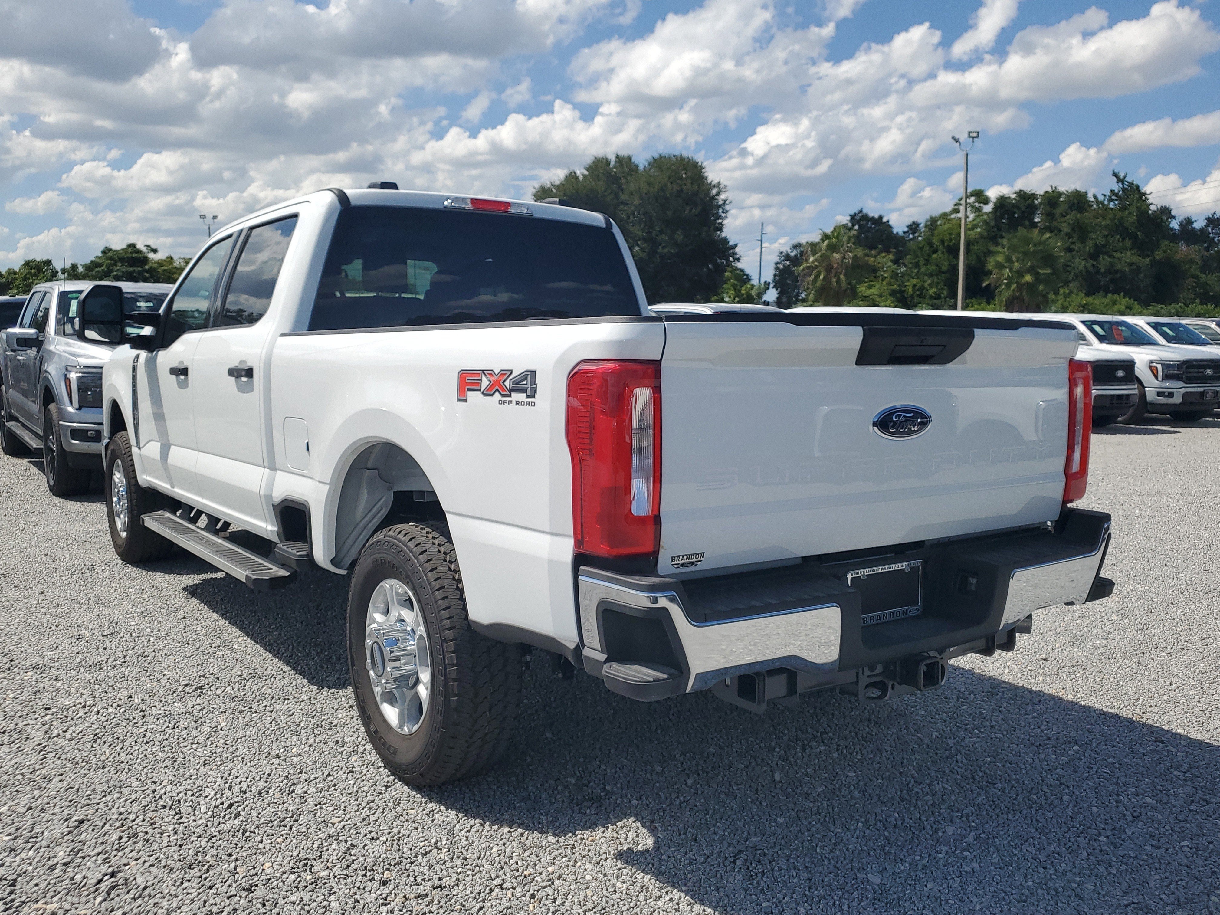 New 2026 Ford F250 XLT w/ FX4 Off-Road Package image 7