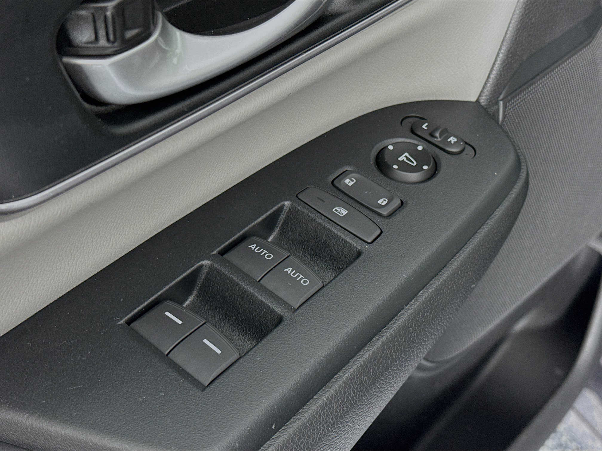 Certified 2017 Honda CR-V EX-L image 18