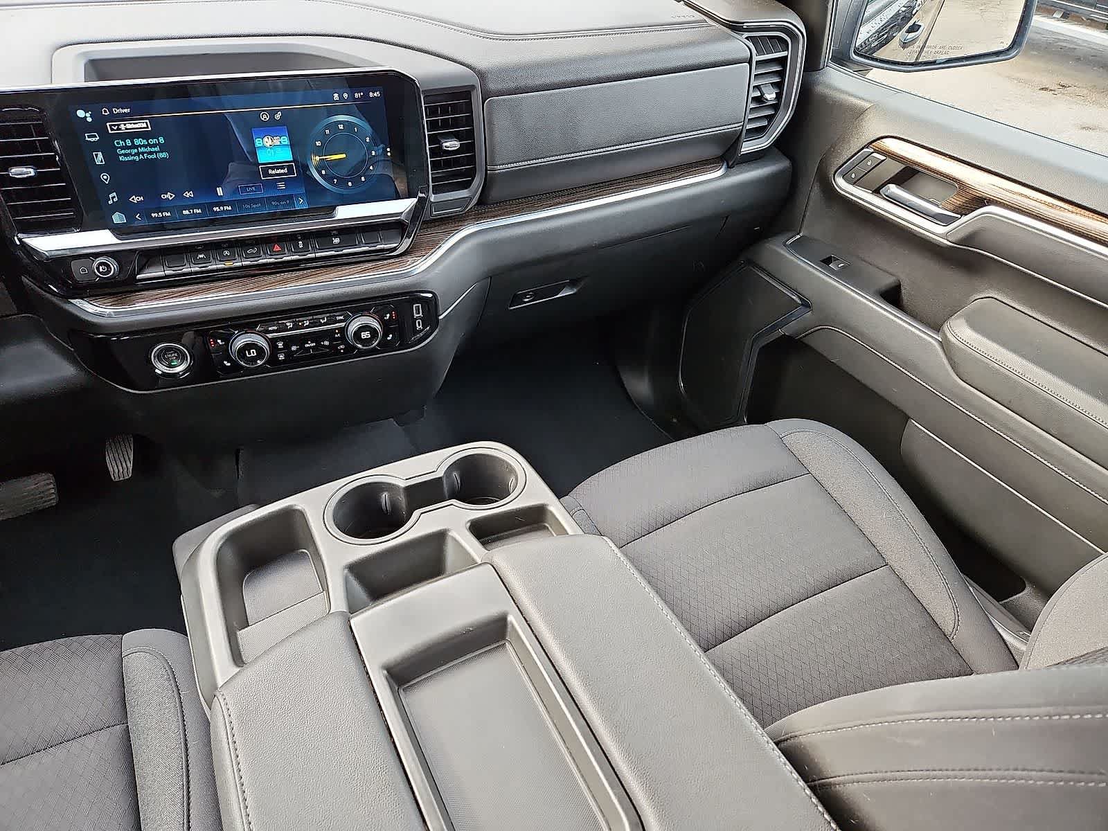 Used 2023 Chevrolet Silverado 1500 LT AWD/4WD image 12