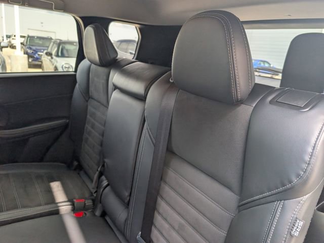 Used 2024 Mitsubishi Outlander SE image 27