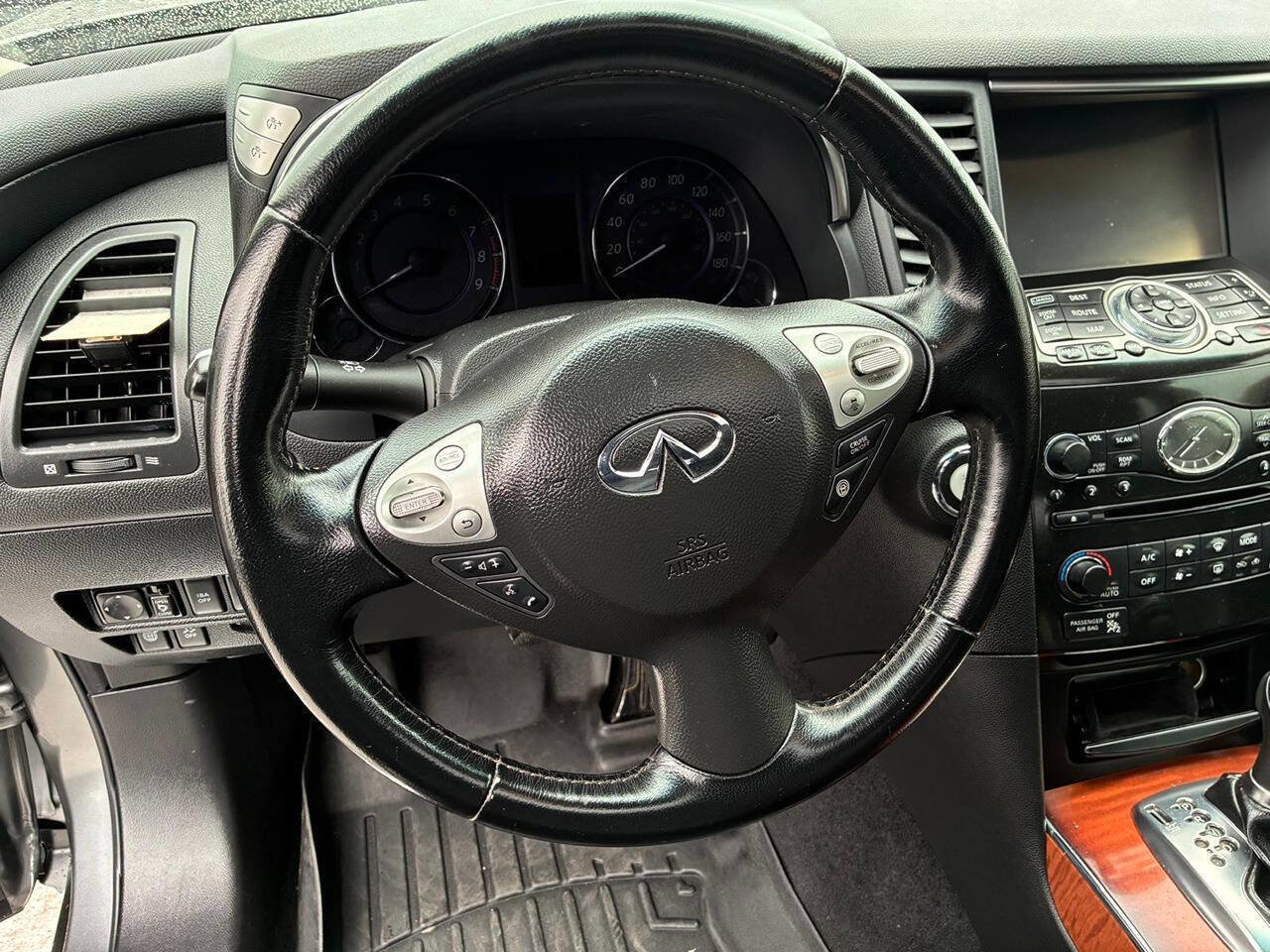 Used 2014 INFINITI QX70 Base AWD 4dr SUV (3.7L V6) w/ Premium Package image 13