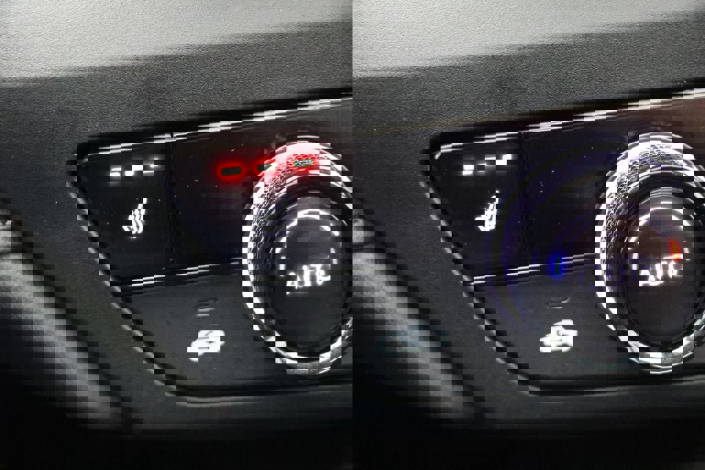 Used 2024 Honda Accord EX image 25