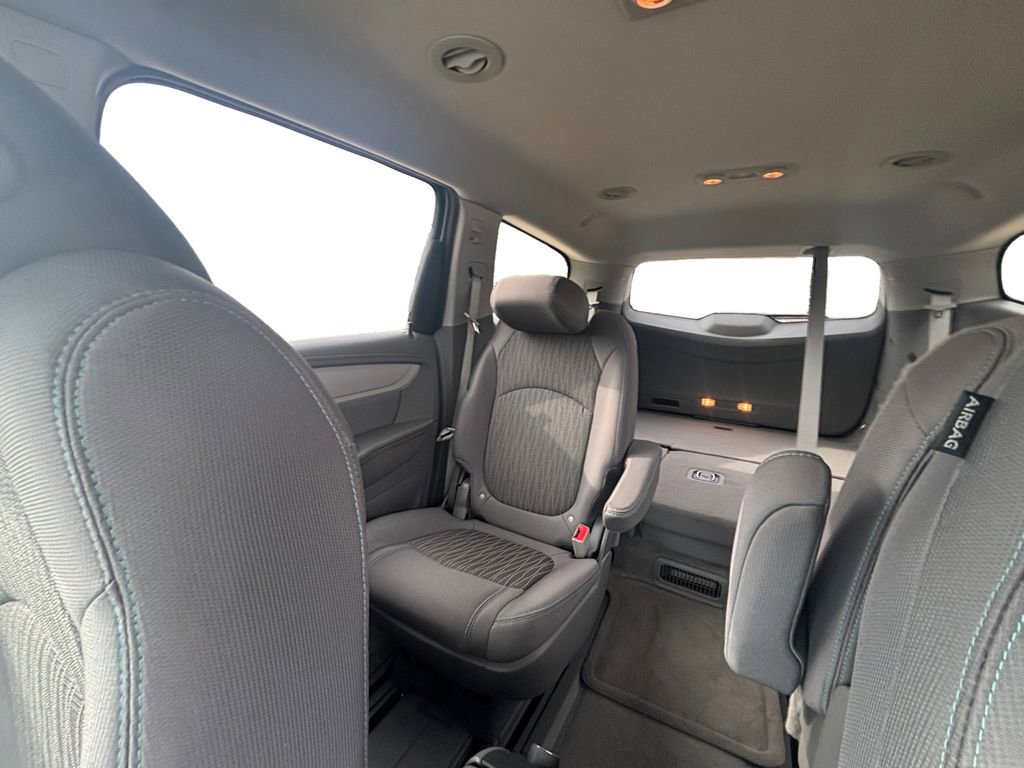 Used 2016 Chevrolet Traverse LT image 24