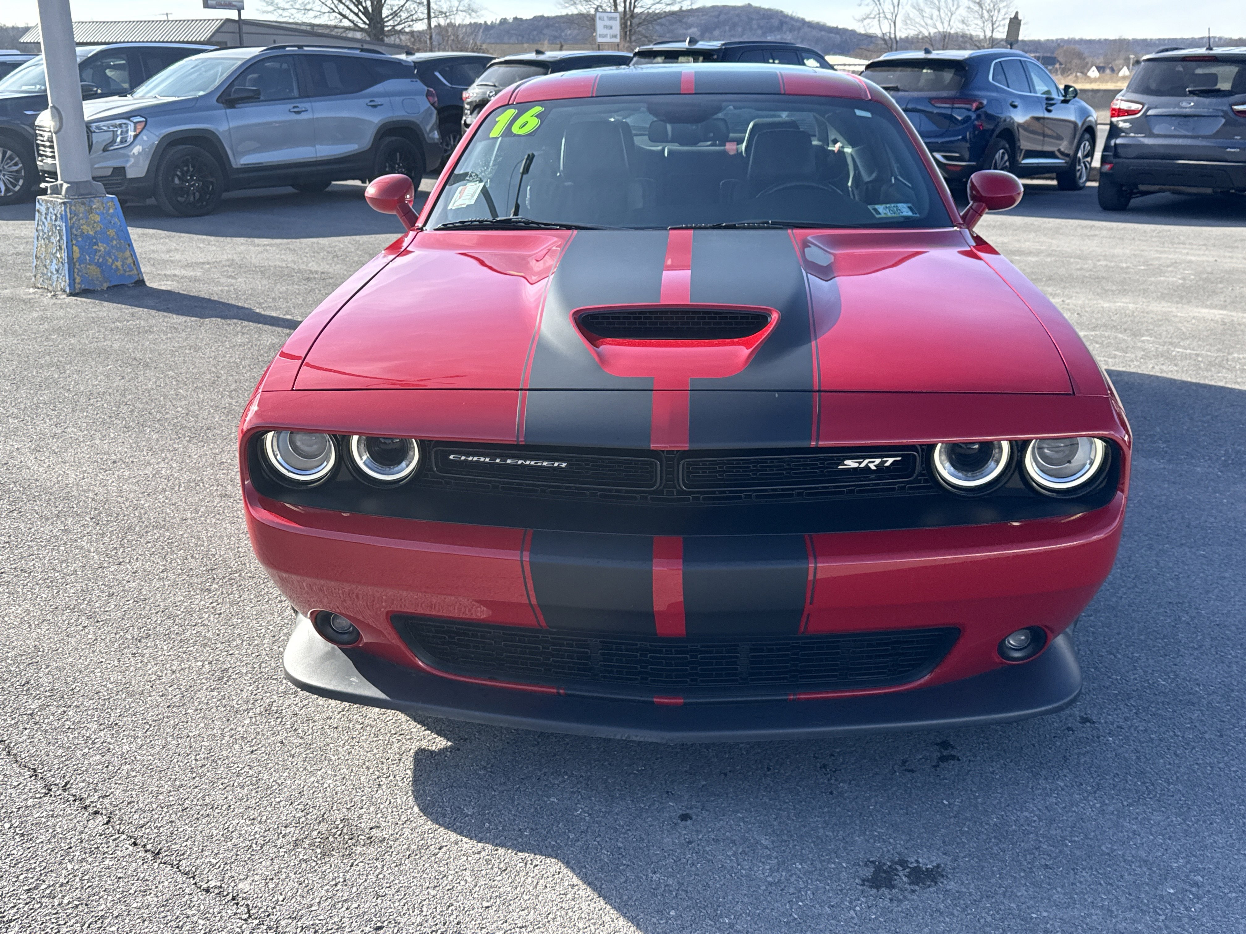 Used 2016 Dodge Challenger SRT w/ Technology Group image 8