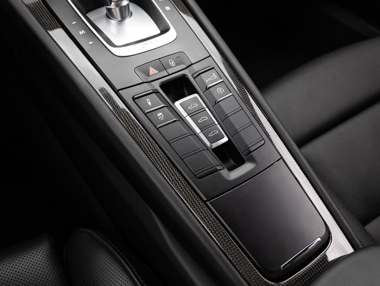 Certified 2017 Porsche 911 Turbo AWD/4WD image 29
