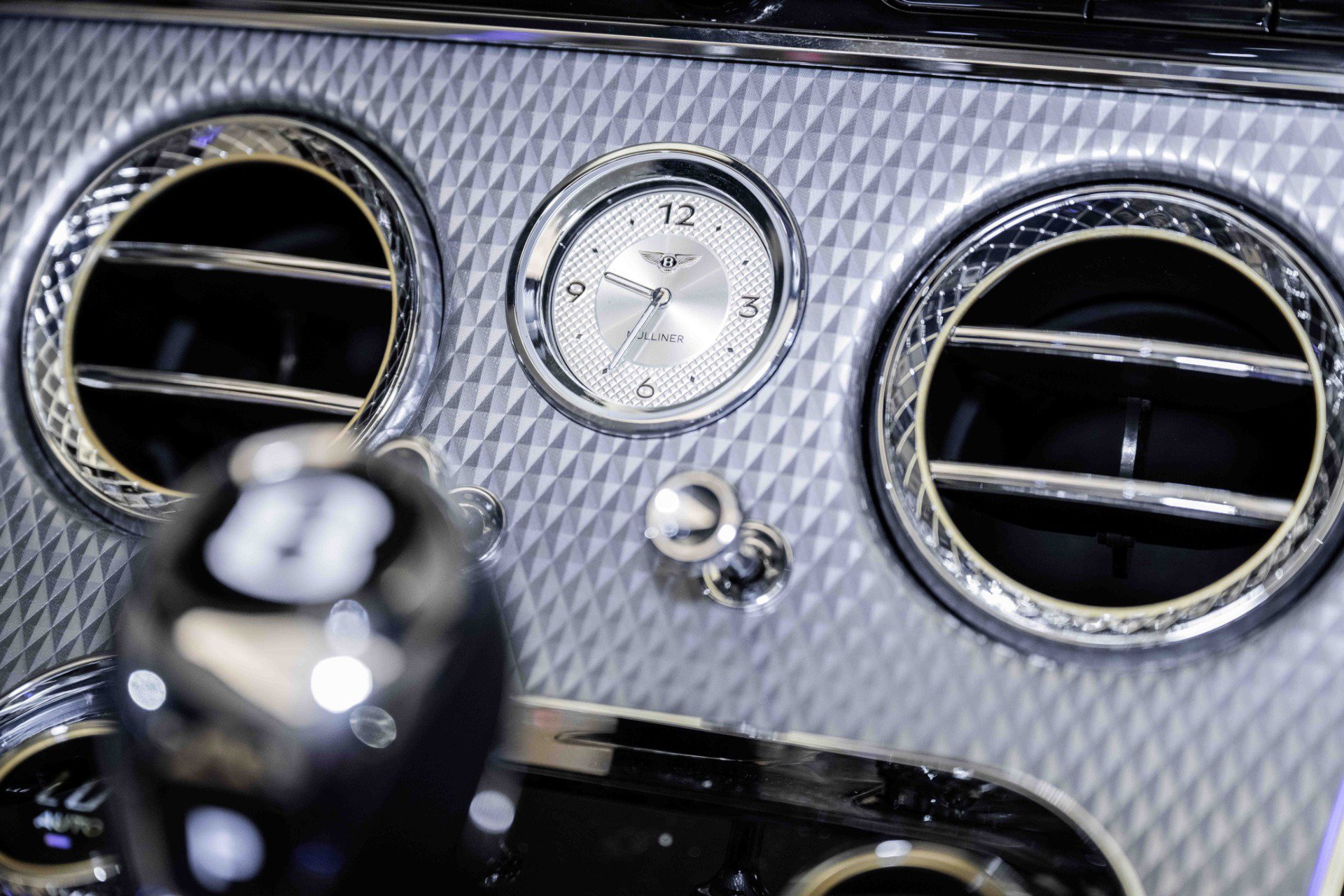 Used 2024 Bentley Continental GT Mulliner image 33