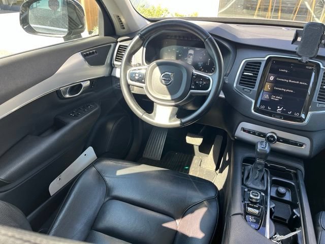 Used 2017 Volvo XC90 T6 Momentum w/ Vision Package AWD/4WD image 7