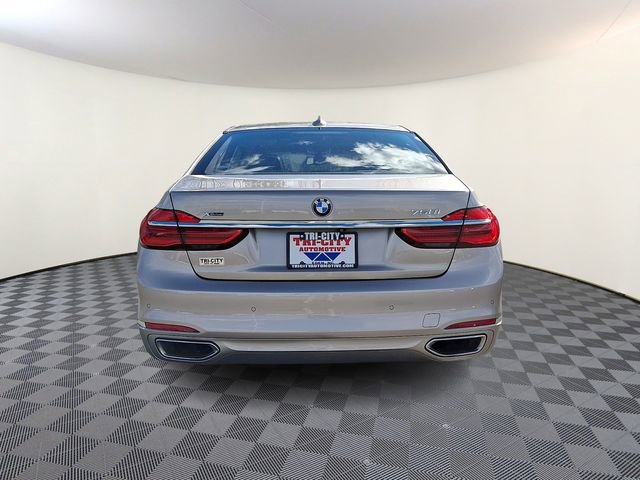 Used 2016 BMW 750i xDrive image 5