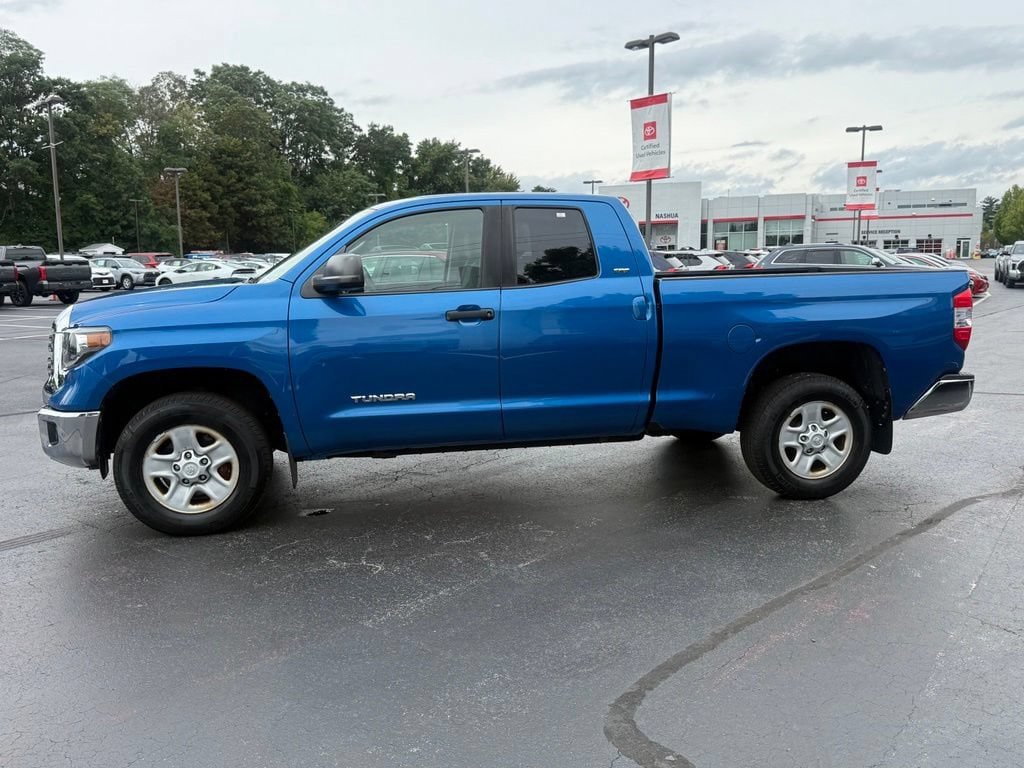 Certified 2018 Toyota Tundra SR5 AWD/4WD image 3