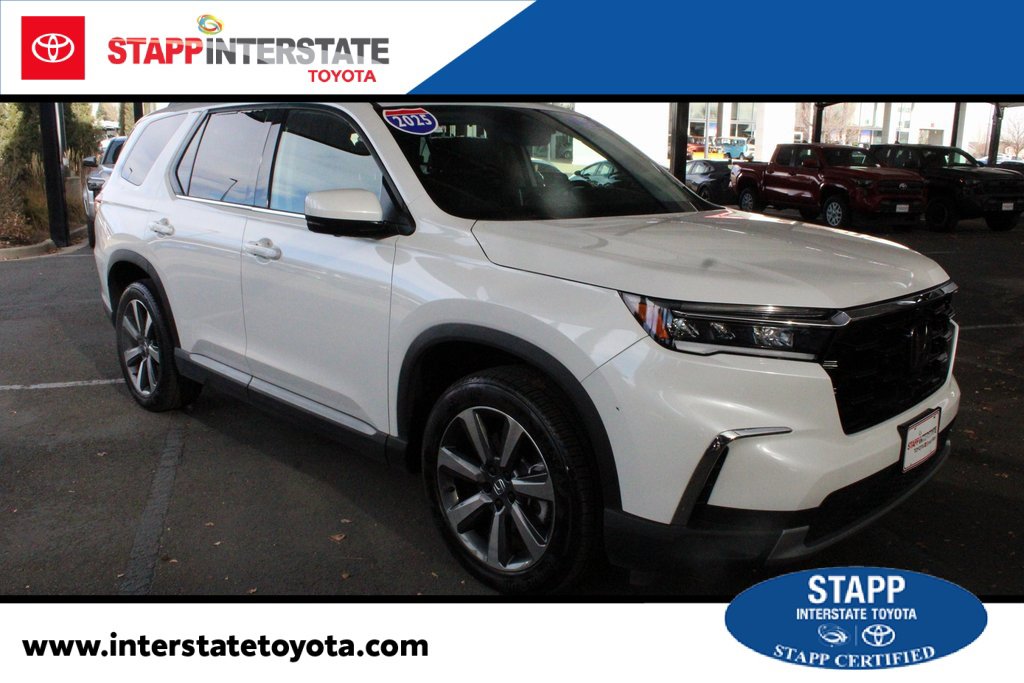 Used 2025 Honda Pilot Elite