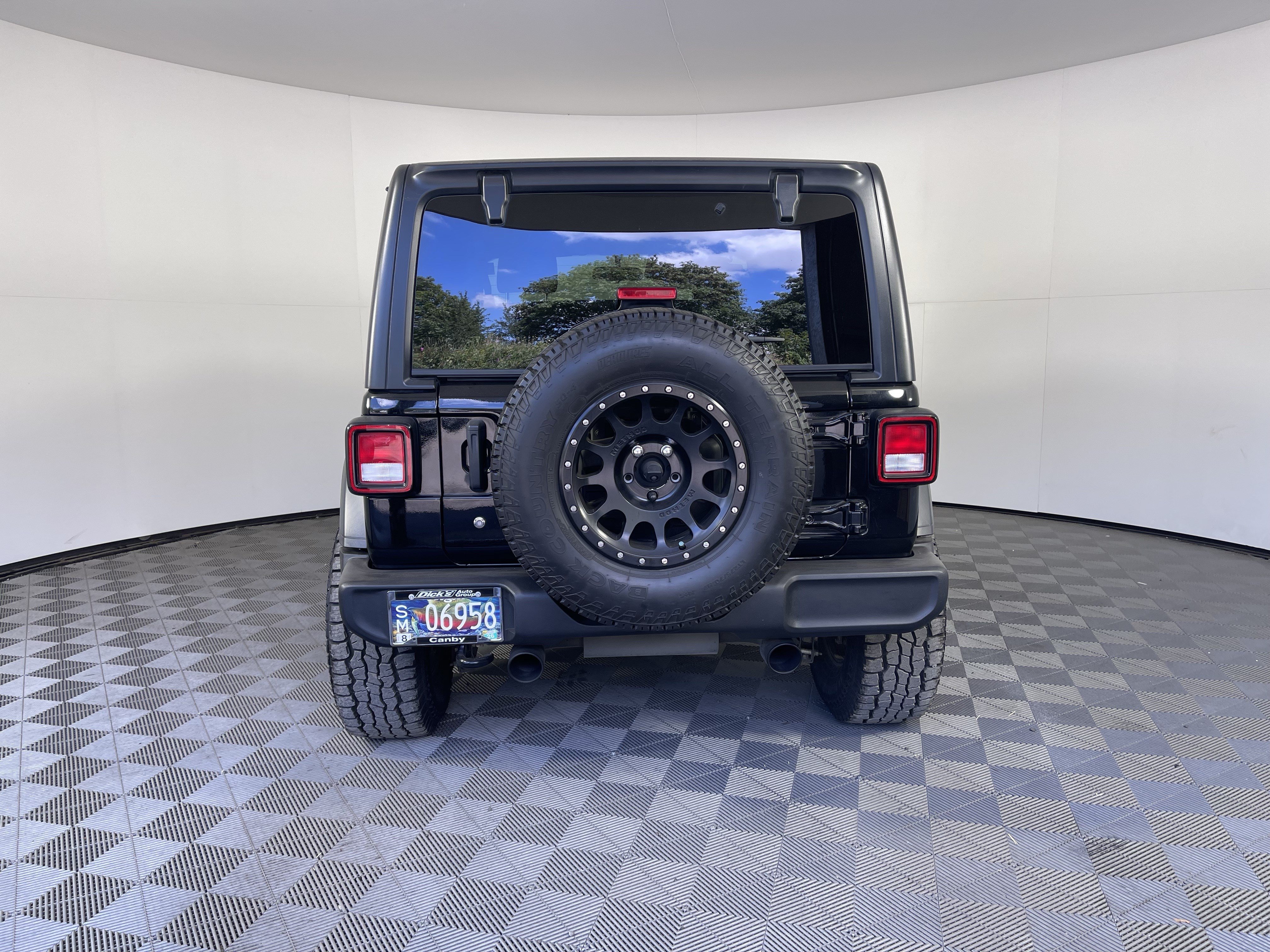 Used 2019 Jeep Wrangler Sport AWD/4WD image 4