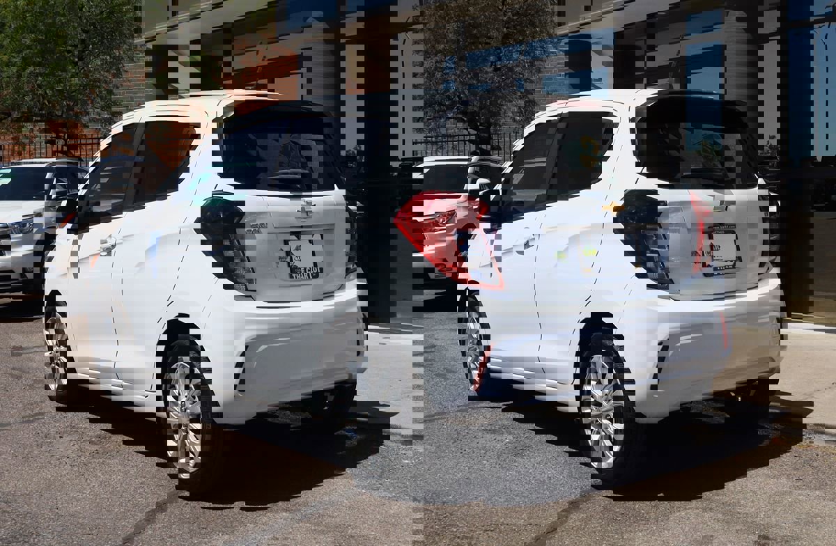 Used 2017 Chevrolet Spark LT FWD image 9