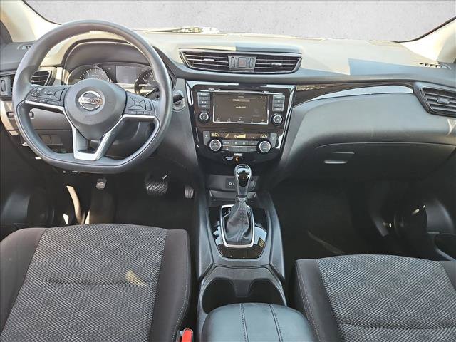Used 2020 Nissan Rogue Sport SV AWD/4WD image 22