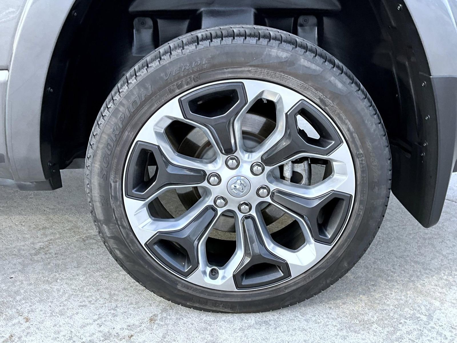 Used 2022 RAM 1500 Limited w/ Body Color Bumper Group image 22