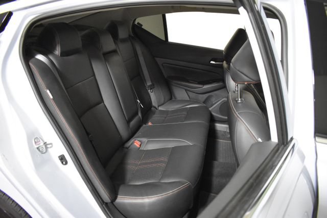 Certified 2024 Nissan Altima 2.5 SR w/ SR Premium Package FWD image 34