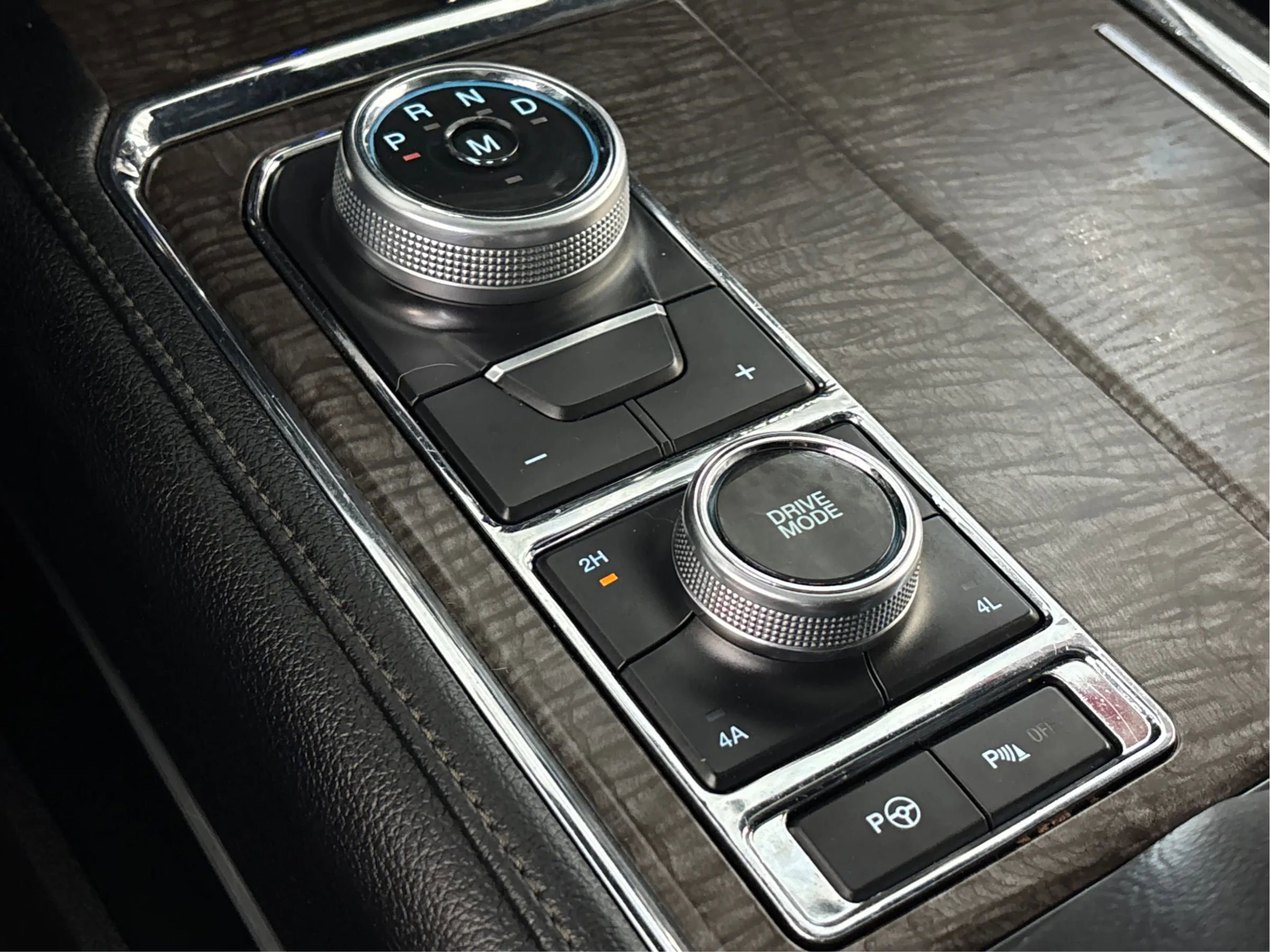 Used 2018 Ford Expedition Limited w/ Equipment Group 301A image 48