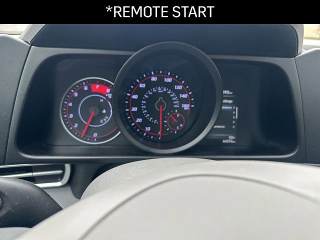 Used 2023 Hyundai Elantra SEL w/ Cargo Package FWD image 7