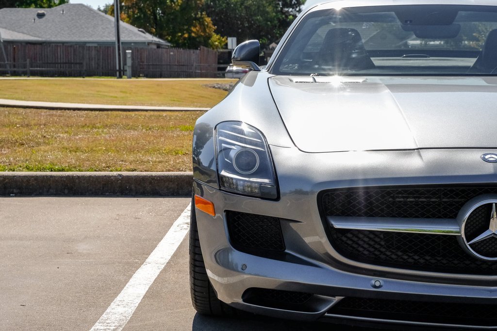 Used 2011 Mercedes-Benz SLS AMG Coupe image 48